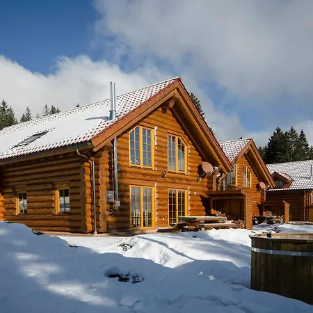 Luxus-ferienhaus Blockhaus Nr 3 Toplage Am Mit Sauna, Outdoor-hottub, Kamin Auf 1300m Uem * Feldberg (Baden-Wurttemberg)