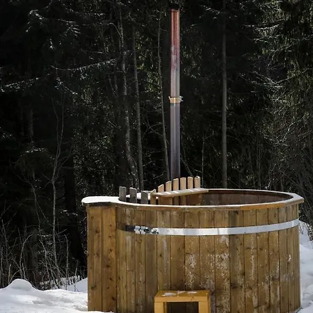 Luxus-ferienhaus Blockhaus Nr 3: Alpine Retreat With Sauna And Hot Tub * Feldberg (Baden-Wurttemberg)
