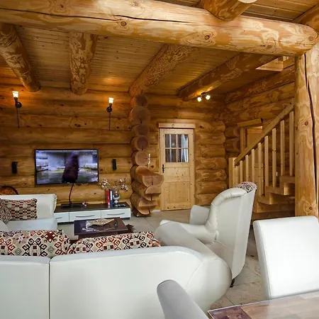 Luxus-ferienhaus Blockhaus Nr 3 Toplage Am Mit Sauna, Outdoor-hottub, Kamin Auf 1300m Uem Feldberg (Baden-Wurttemberg)